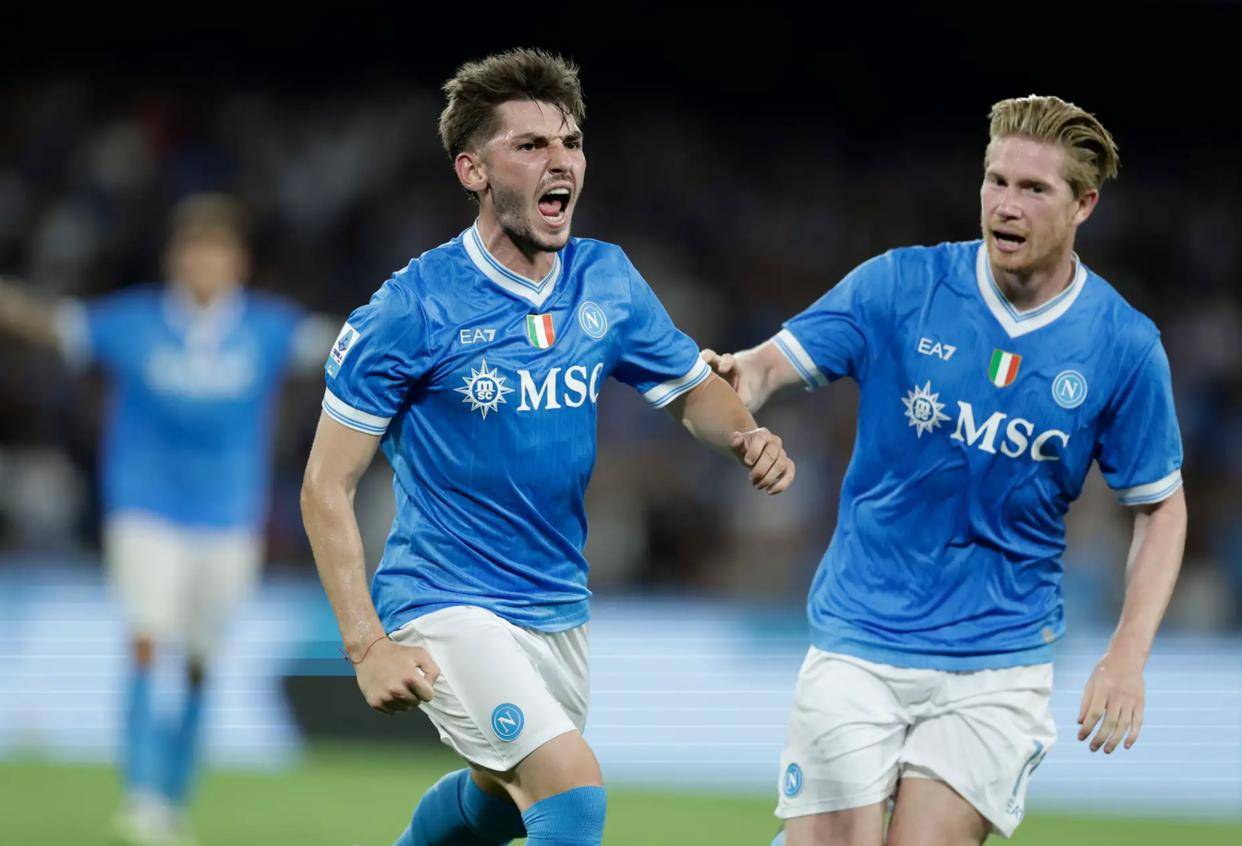 比利时中场德布劳内 比利时中场德布劳内